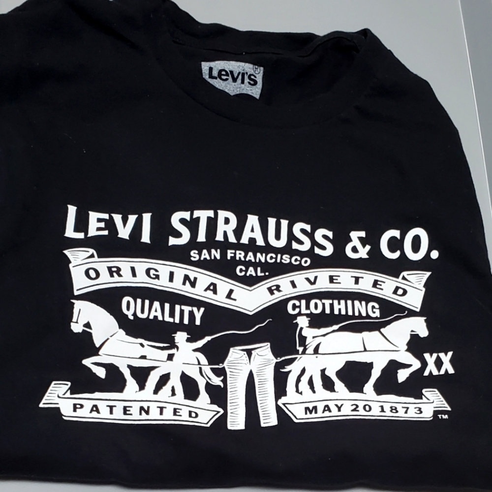 Men's T-shirt